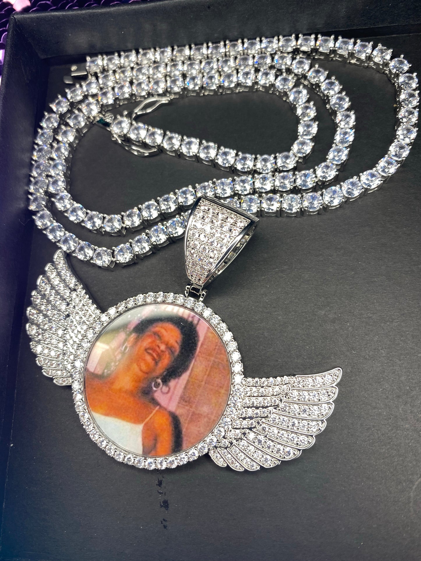 Personalized 18k Gold/Platinum Photo Pendant with Wings - Customizable and Unique Keepsake